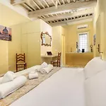 Easybnb - Domus Orbitelli Rome
